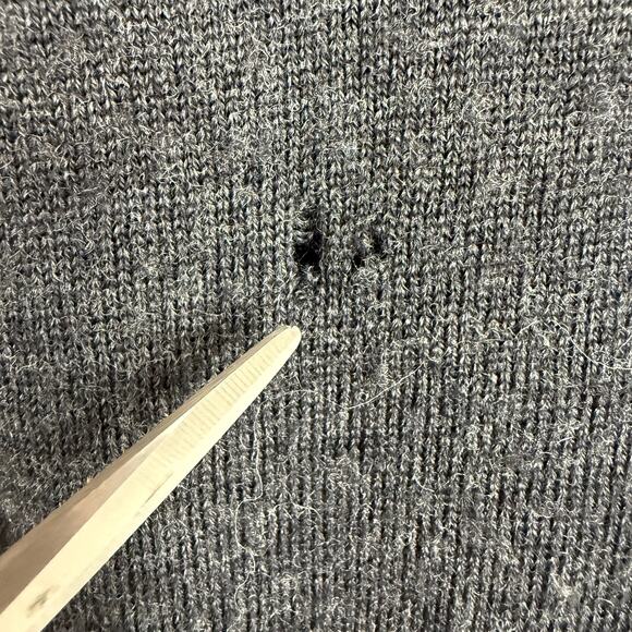 Calvin Klein Mens Long Sleeve Ribbed V-Neck Merino Wool Dark Grey Sweater Medium - Picture 7 of 9